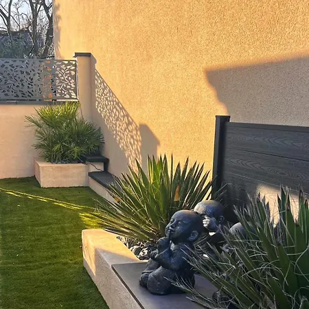 Bed & Breakfast Clairiere Et, Ou, Ocean 3*